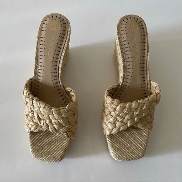 Antonio Melani Wedges - New Without Box - Picture 2 of 5